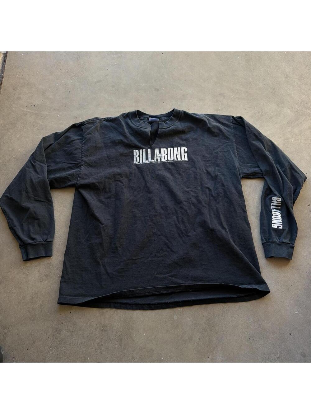 Vintage Y2K Billabong Surf Wear International Long Sleeve